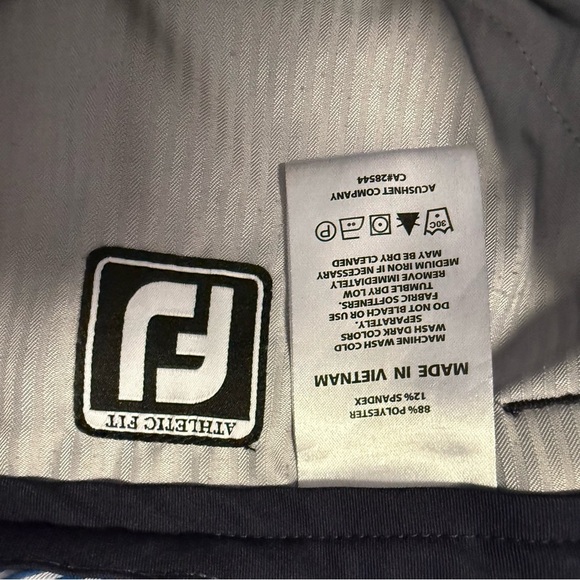 FootJoy Men’s Golf Pants – Navy Athletic Fit
Size 33x30 - Picture 5 of 8